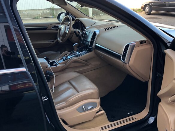 2010 Porsche Cayenne Diesel II (958), чёрный, 1640000 рублей - вид 8