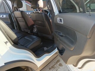 2012 Ford Explorer V, белый, 1900000 рублей, вид 4