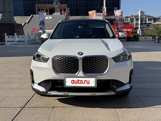 2025 BMW iX1 eDrive 25L, белый, 3886033 рублей, вид 2