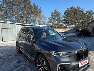2022 BMW X7 40i I (G07), серый, 11500000 рублей, вид 2