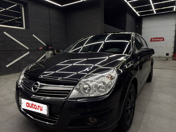 2013 Opel Astra H Рестайлинг, чёрный, 670000 рублей