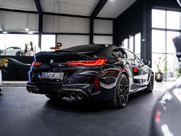 2022 BMW M8 Competition I (F91/F92/F93), чёрный - вид 5