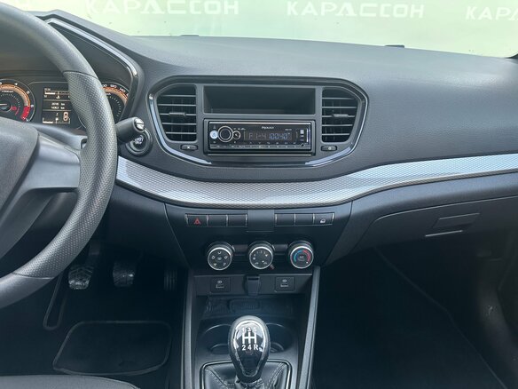 2024 Lada (ВАЗ) Vesta I Рестайлинг (NG), белый - вид 9