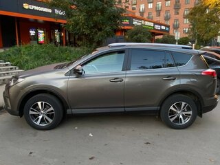 2017 Toyota RAV4 IV (XA40) Рестайлинг, серый, 3400000 рублей, вид 4