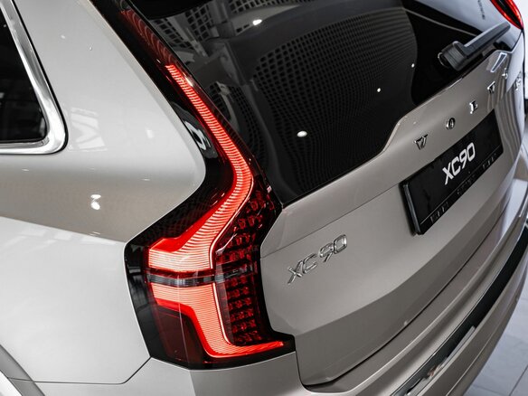 2026 Volvo XC90 B5 II Рестайлинг 2, золотистый, 13950000 рублей - вид 14