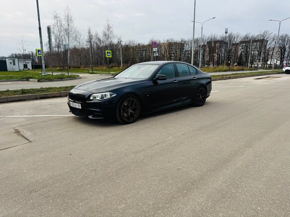2014 BMW 5 серии M550d xDrive VI (F10/F11/F07) Рестайлинг, синий, 3900000 рублей