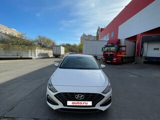 2022 Hyundai i30 III Рестайлинг 2, белый, 1760000 рублей, вид 3