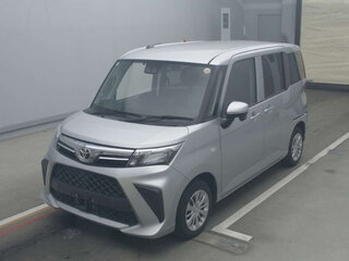 2020 Toyota Roomy I Рестайлинг, серебристый, 1200000 рублей, вид 1