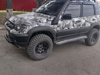 2005 Chevrolet Niva I, серебристый, 777000 рублей, вид 3