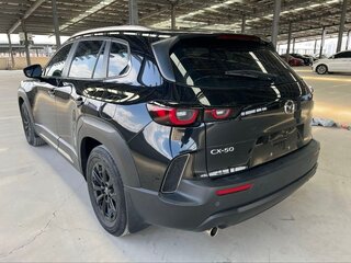 2024 Mazda CX-50, чёрный, 3300000 рублей, вид 2