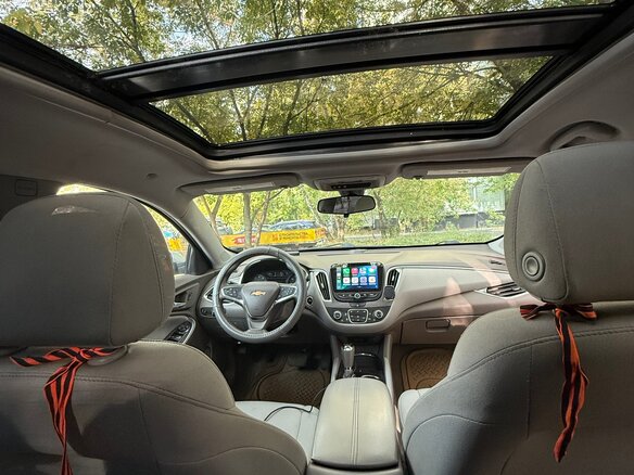 2018 Chevrolet Malibu IX Рестайлинг, серый, 1400000 рублей - вид 14