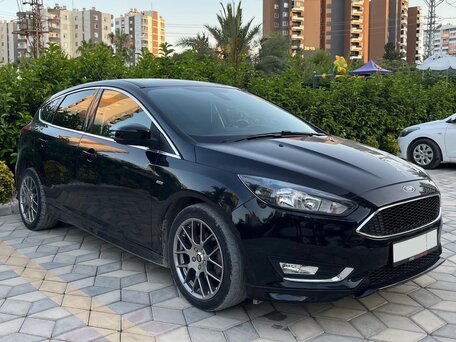 2017 Ford Focus III Рестайлинг, чёрный, 1490000 рублей, вид 1