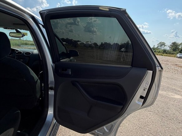 2007 Ford Focus II, серый, 600000 рублей - вид 9