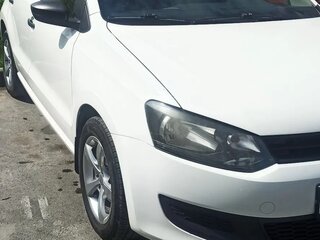 2010 Volkswagen Polo V, белый, 800000 рублей, вид 1