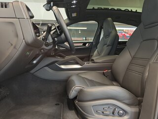 2026 Porsche Cayenne Coupé III Рестайлинг, серый, 22490000 рублей, вид 2