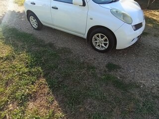 2002 Nissan March III (K12), белый, 289000 рублей, вид 1