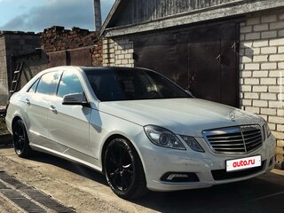 2009 Mercedes-Benz E-Класс 350 IV (W212, S212, C207), белый, 1350000 рублей, вид 4