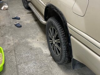 2005 Lexus LX 470 II Рестайлинг, бежевый, 2500000 рублей, вид 3