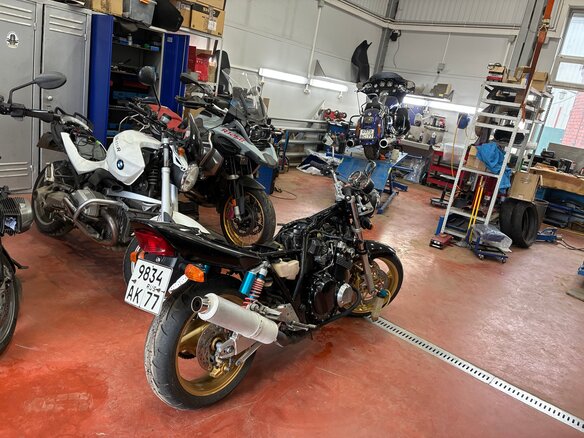 2002 Honda CB 400 Super Four, чёрный, 270000 рублей - вид 7