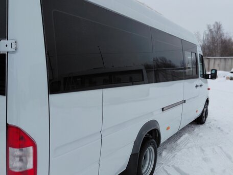 2017 Mercedes-Benz Sprinter Classic, белый, 1650000 рублей, вид 3