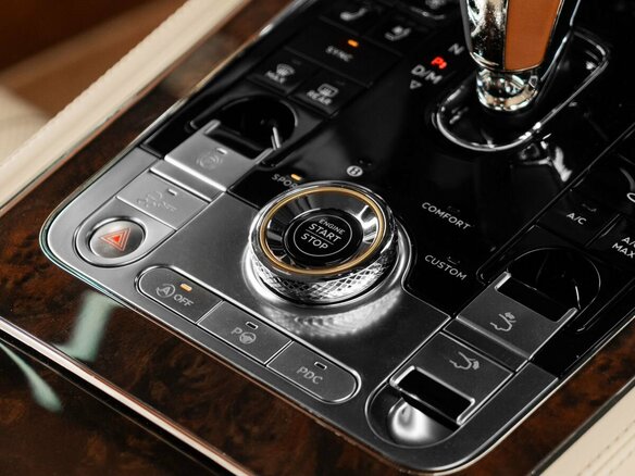 2020 Bentley Continental GT III, белый, 16600000 рублей - вид 21