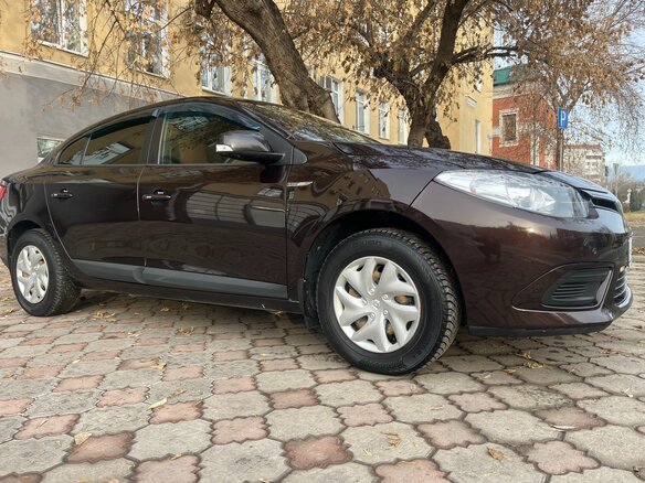 2014 Renault Fluence I Рестайлинг, коричневый, 900000 рублей - вид 10
