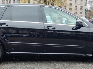 2010 Mercedes-Benz R-Класс 350 Long I Рестайлинг 2, чёрный, 1990000 рублей, вид 4