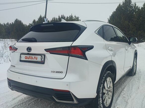 2018 Lexus NX 200 I Рестайлинг, белый, 3600000 рублей - вид 8