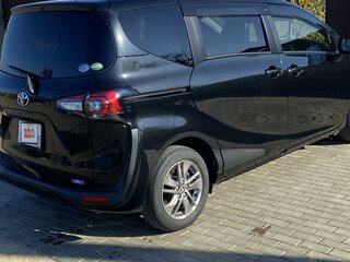 2018 Toyota Sienta II Рестайлинг, чёрный, 1499000 рублей, вид 5