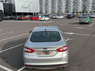 2016 Ford Fusion (North America) II, серебристый, 1200000 рублей, вид 4
