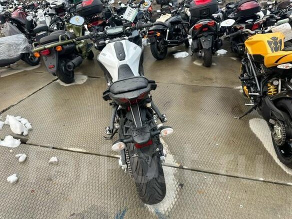 2016 Yamaha MT-07 (FZ-07), белый, 675000 рублей - вид 20