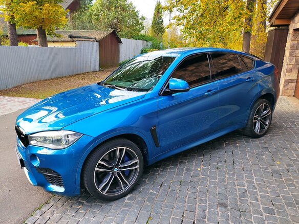 2015 BMW X6 M II (F86), голубой, 5000000 рублей - вид 14