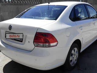 2011 Volkswagen Polo V, белый, 700000 рублей, вид 4