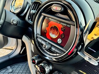 2017 Mini Countryman Cooper II, белый, 2100000 рублей, вид 3