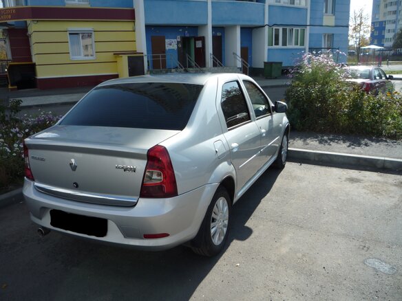 2012 Renault Logan I Рестайлинг, серебристый - вид 3