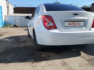 2015 Chevrolet Aveo II, белый, 870000 рублей, вид 3