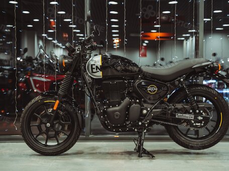 2025 Royal Enfield Hunter, чёрный, 439000 рублей, вид 2