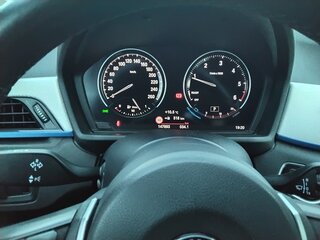 2018 BMW X1 20d xDrive II (F48), белый, 3100000 рублей, вид 5