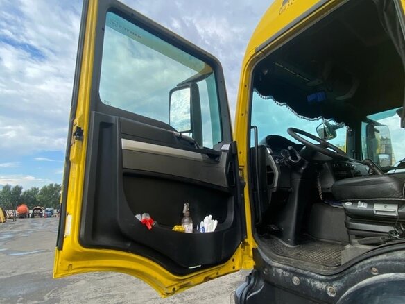 2011 MAN 19, жёлтый, 2500000 рублей - вид 15