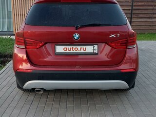 2011 BMW X1 20d I (E84), красный, 1750000 рублей, вид 5