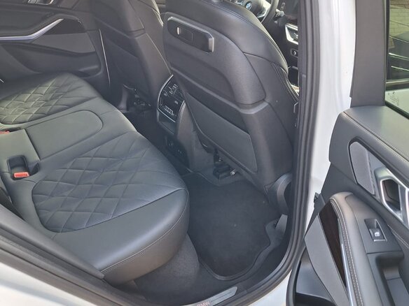 2023 BMW X5 40i IV (G05/G18) Рестайлинг, белый, 11490000 рублей - вид 16