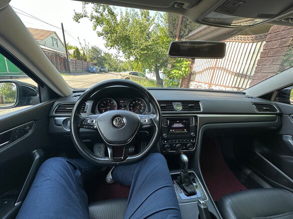 2016 Volkswagen Passat (North America and China) I Рестайлинг, чёрный, 2000000 рублей - вид 9