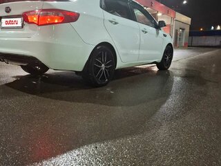 2014 Kia Rio III, белый, 600000 рублей, вид 2