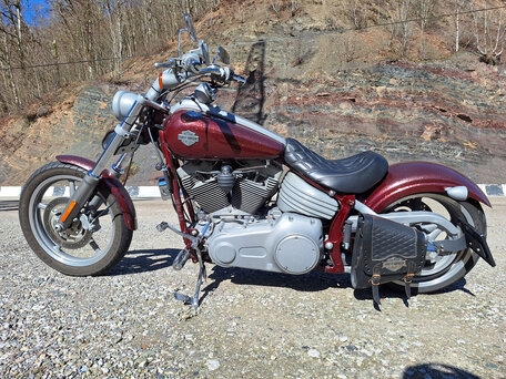 2009 Harley-Davidson Rocker C, пурпурный, 750000 рублей, вид 5