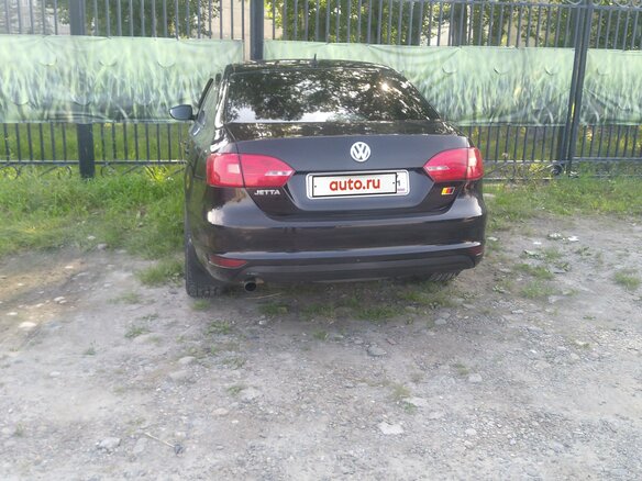 2013 Volkswagen Jetta VI, чёрный, 1200000 рублей - вид 1