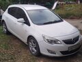 2010 Opel Astra J, белый, 650000 рублей - вид 1