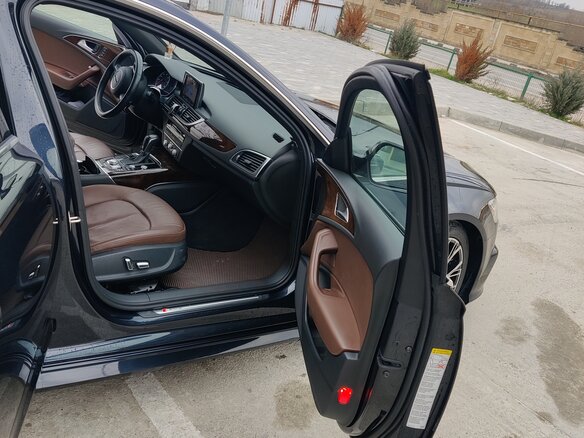 2016 Audi A6 IV (C7) Рестайлинг, синий, 3100000 рублей - вид 12