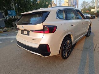 2024 BMW X1 Long 25Li xDrive III (U11/U12), белый, 6300000 рублей, вид 3