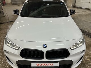 2018 BMW X2 sDrive18i I (F39), белый, 1900000 рублей, вид 1