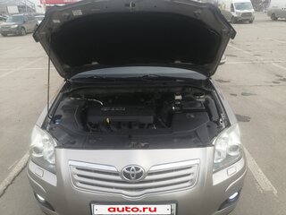 2006 Toyota Avensis II Рестайлинг, белый, 900000 рублей, вид 4